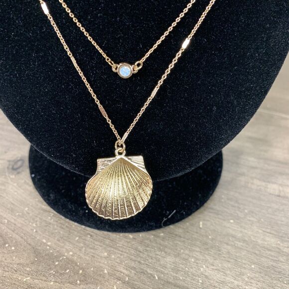 Jessica Simpson Multi-Layer Necklace Seashell Pendant Gold Tone Rhinestone - Picture 8 of 12